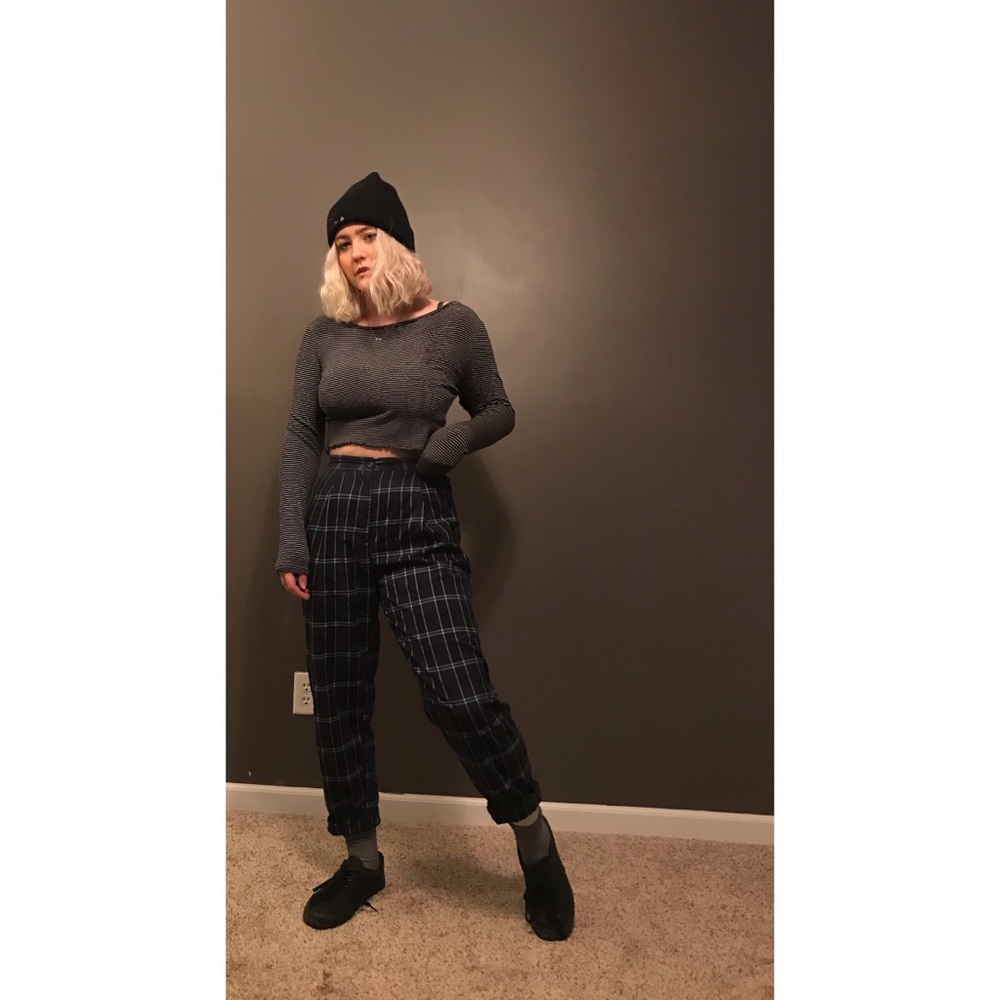 Lettuce Edge Crop Top